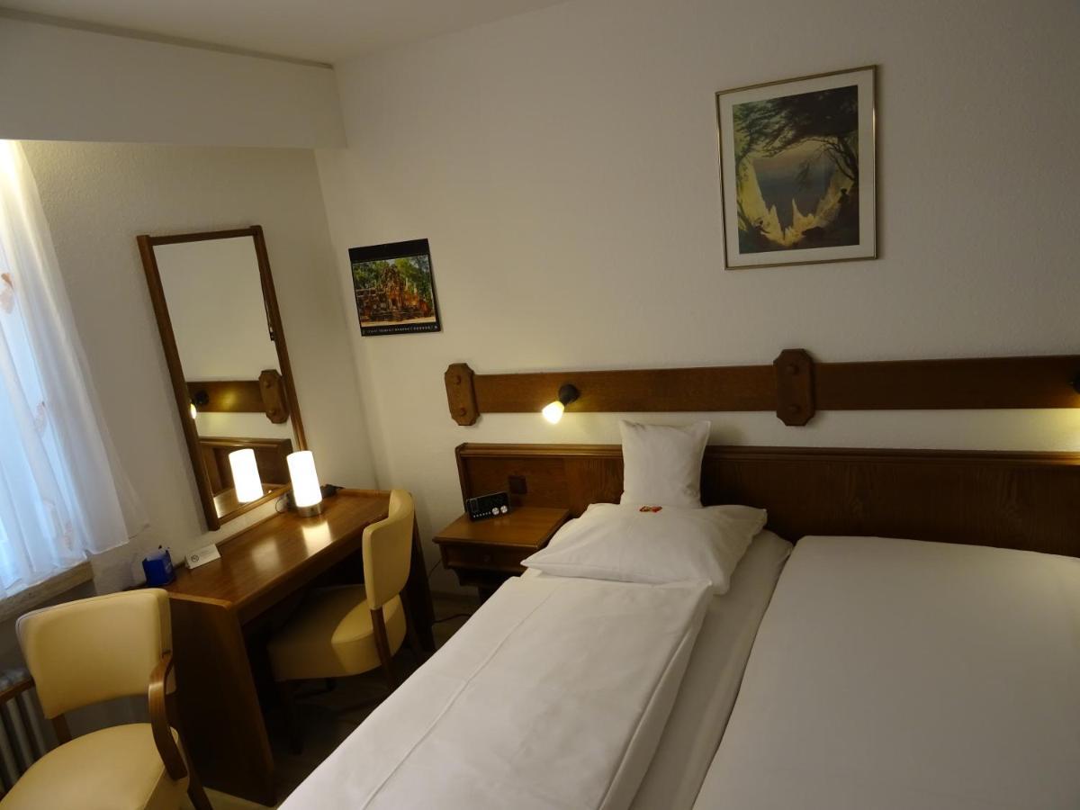 Aparthotel Zum Dom Kleinblittersdorf Ngoại thất bức ảnh