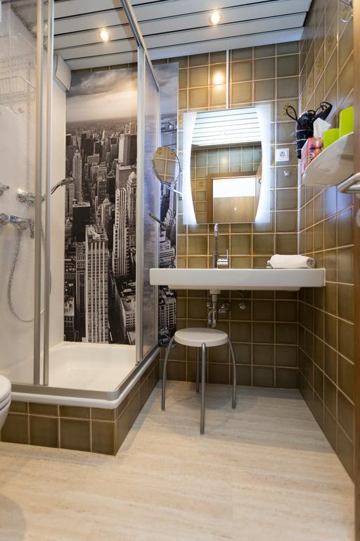 Aparthotel Zum Dom Kleinblittersdorf Ngoại thất bức ảnh