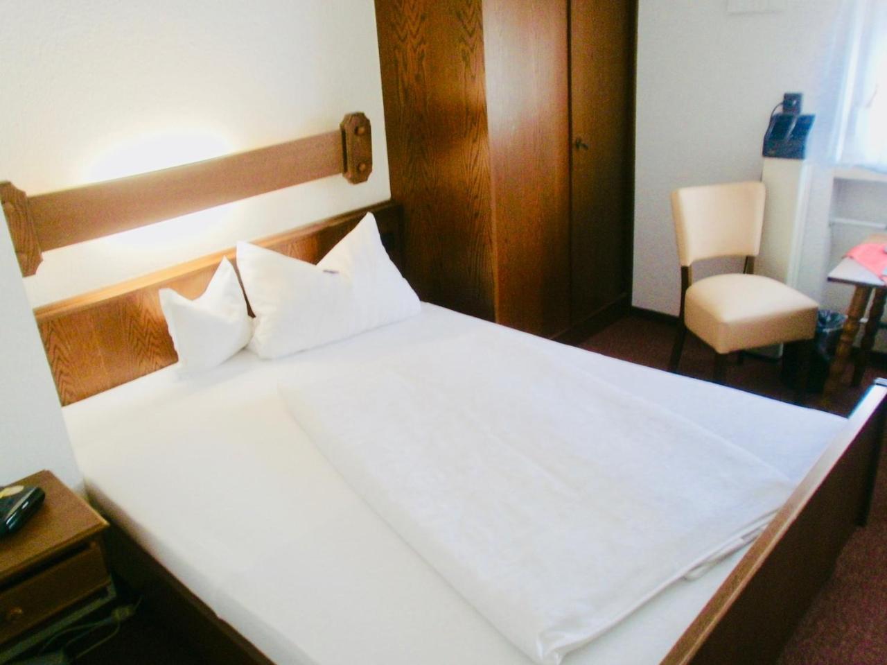 Aparthotel Zum Dom Kleinblittersdorf Ngoại thất bức ảnh